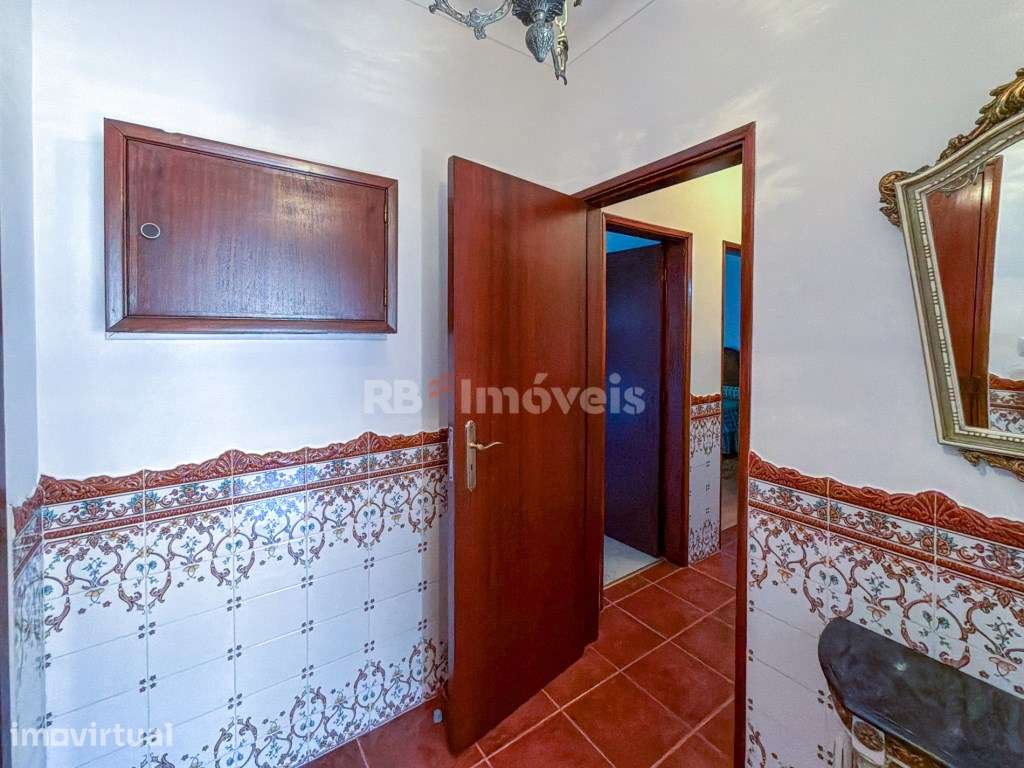 Apartamento T2 de 1º andar, para arrendamento no Entroncamento - Grande imagem: 3/33