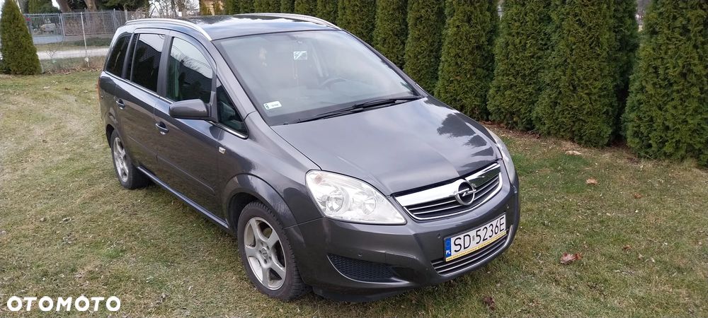 Opel Zafira 1.8 Enjoy - 12
