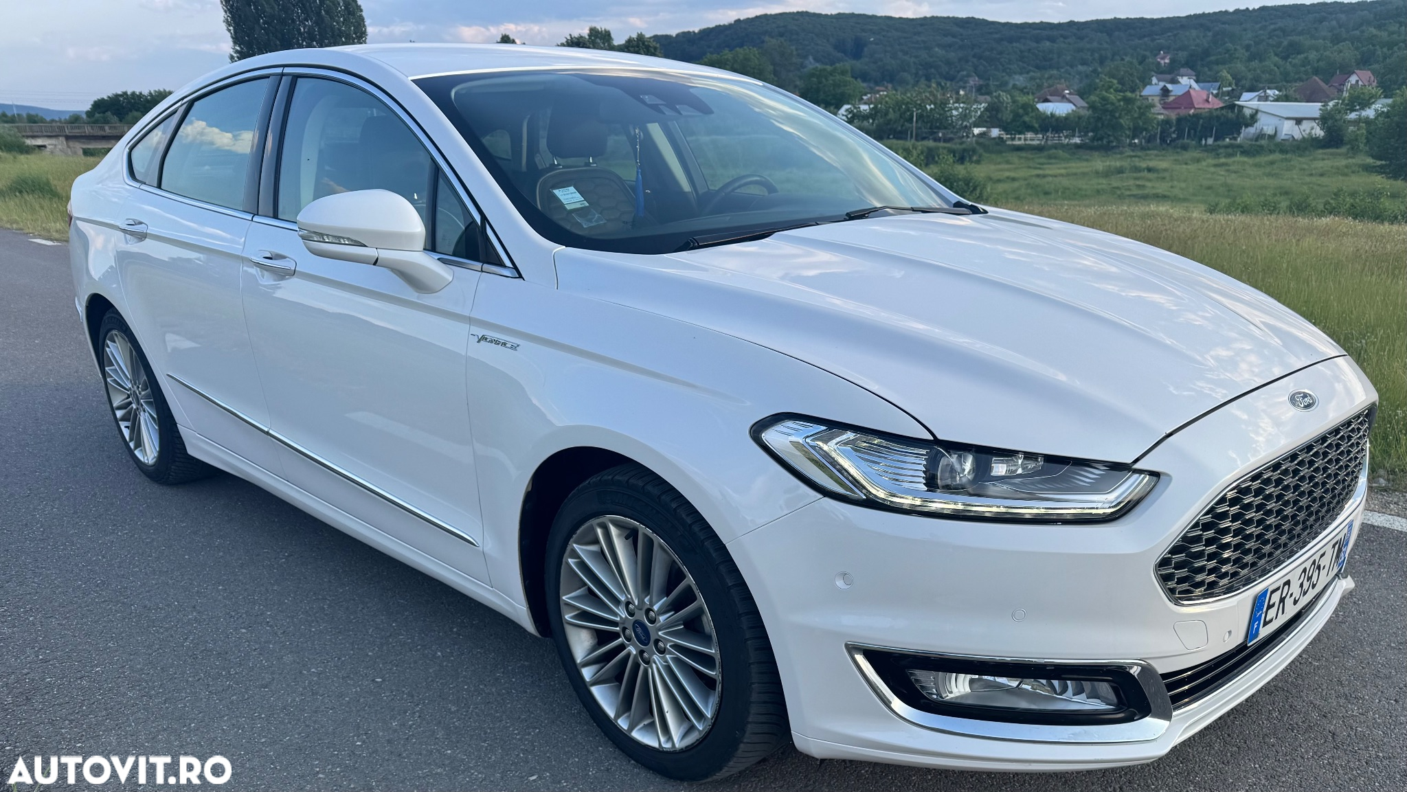 Ford Mondeo 2.0 TDCi Start-Stopp PowerShift-Aut Vignale - 3