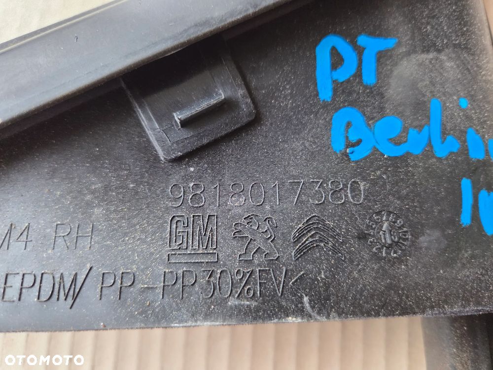 Uszczelka szyby drzwi prawy tył Citroen Berlingo IV - 11