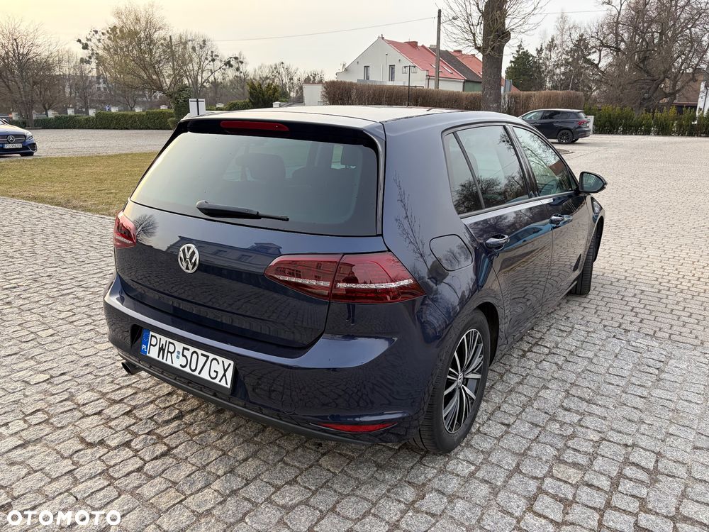 Volkswagen Golf 1.2 TSI BlueMotion Technology Cup - 4