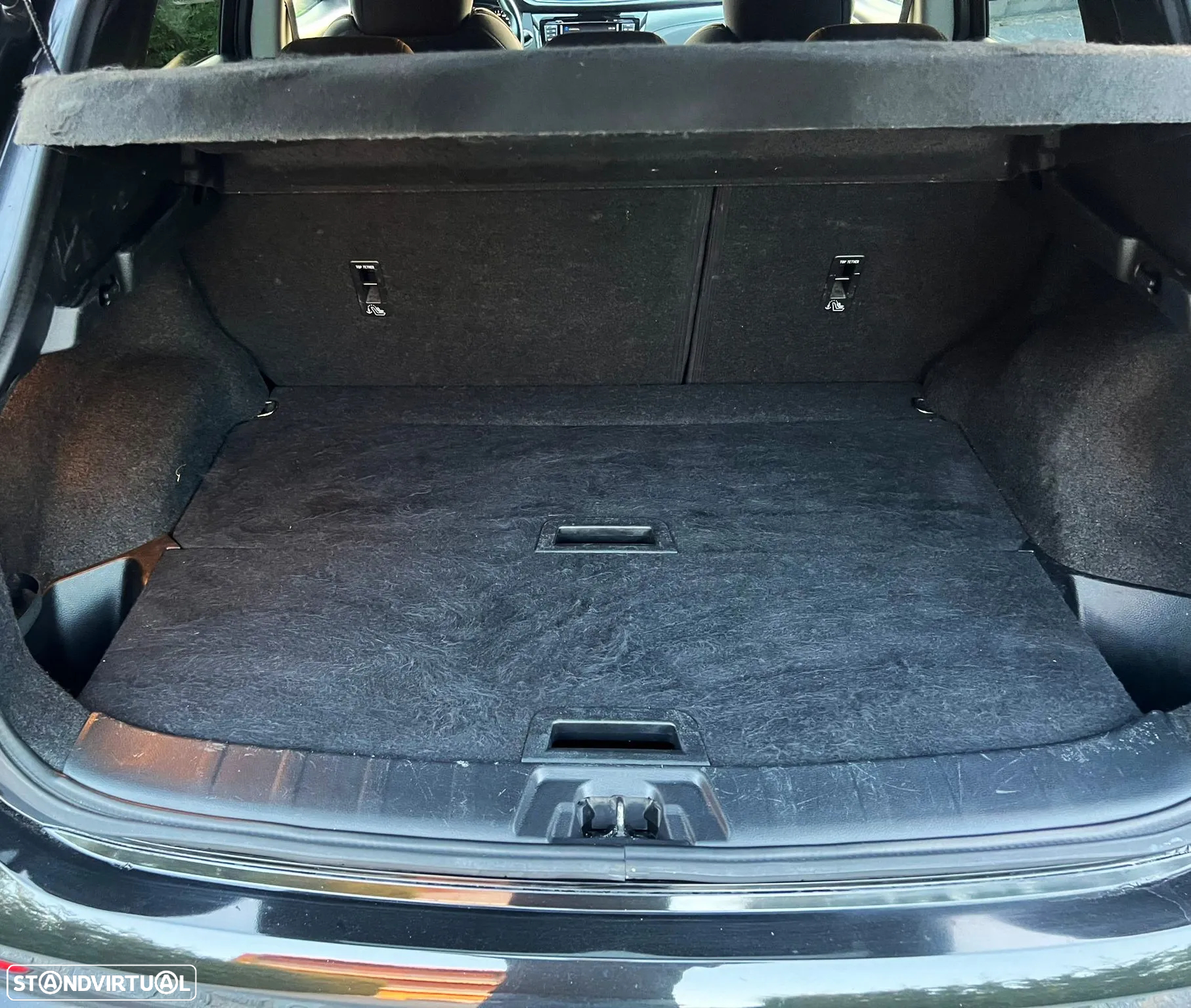 Nissan Qashqai 1.5 dCi N-Connecta 18 - 26
