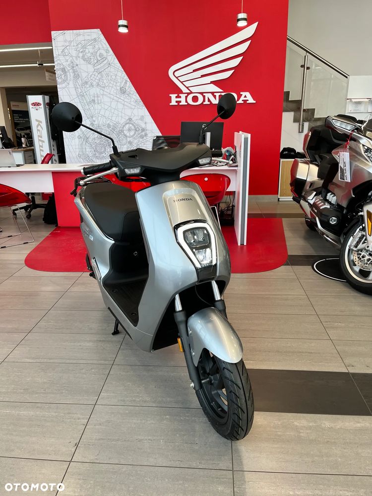 Honda EM1 - 7