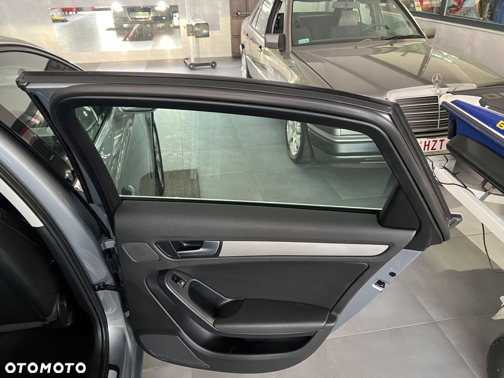 Audi A4 Limousine 1.8 TFSI S line Sportpaket (plus) - 27