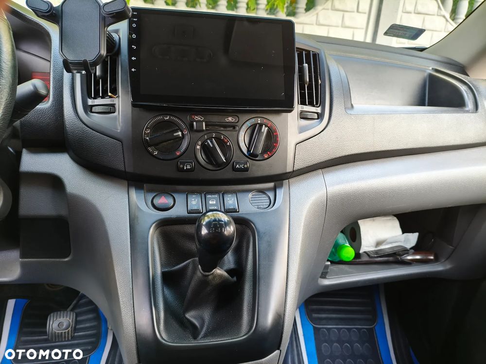 Nissan NV200 - 13