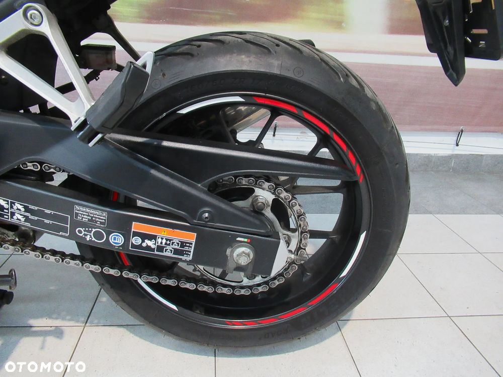 Honda CB - 23