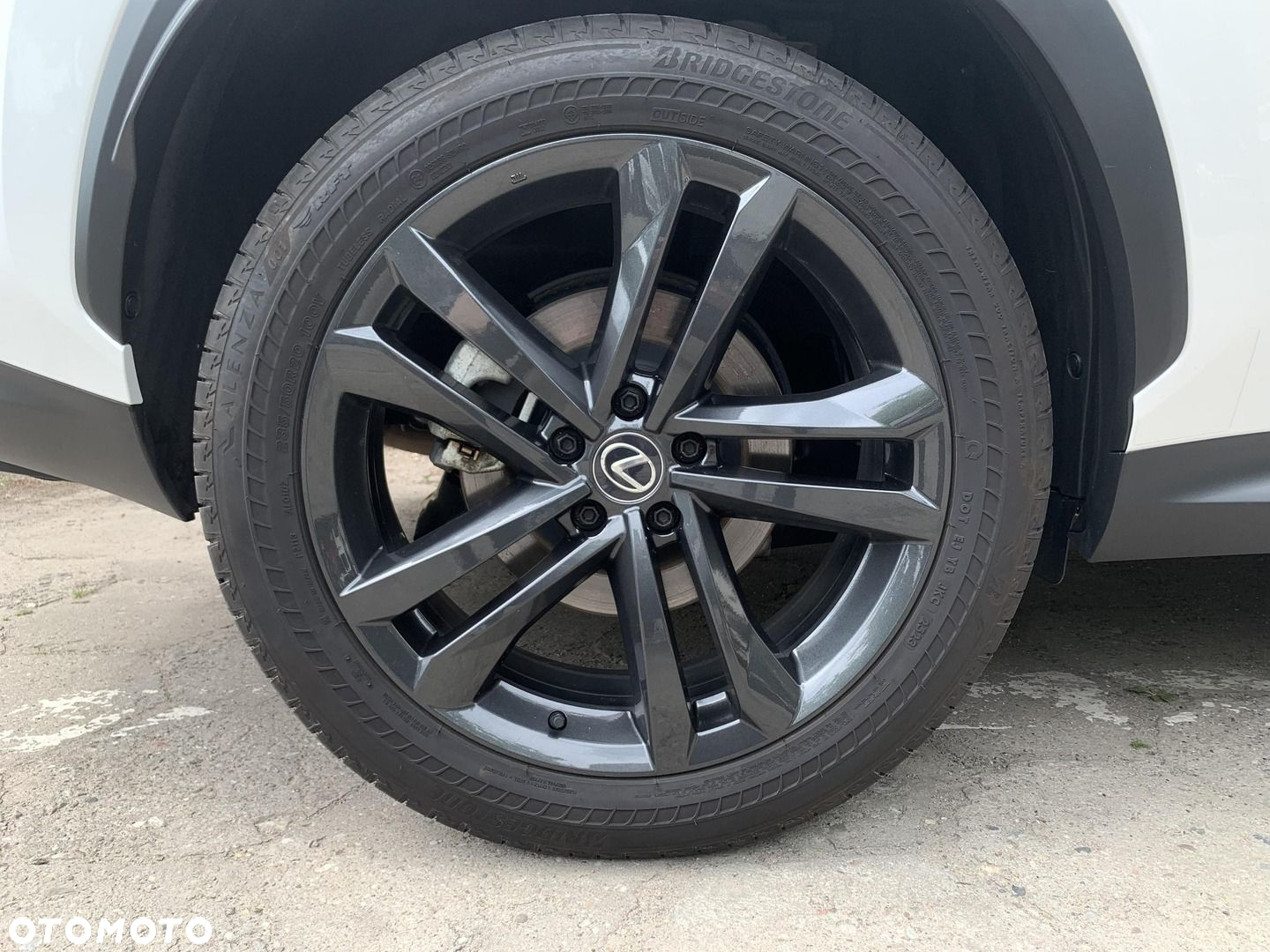 Lexus NX - 27