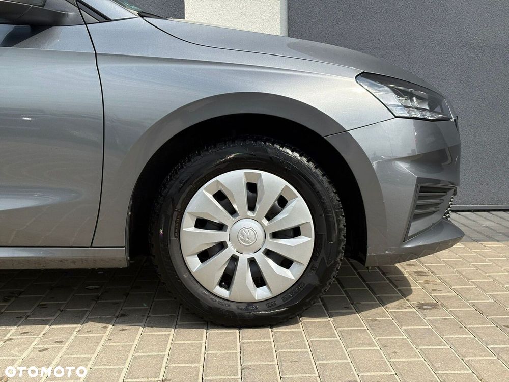 Skoda Fabia 1.0 Ambition - 17