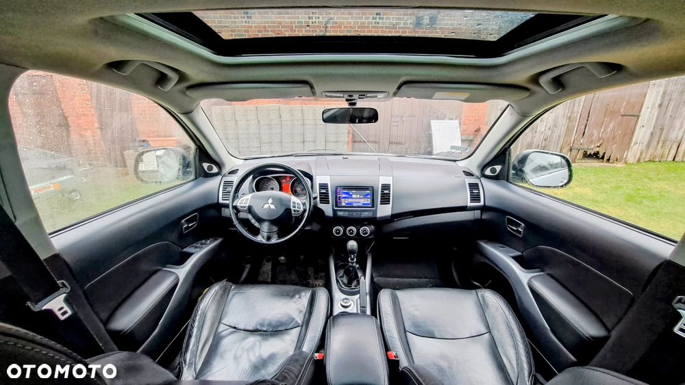 Mitsubishi Outlander 2.0 DID Intense + - 6