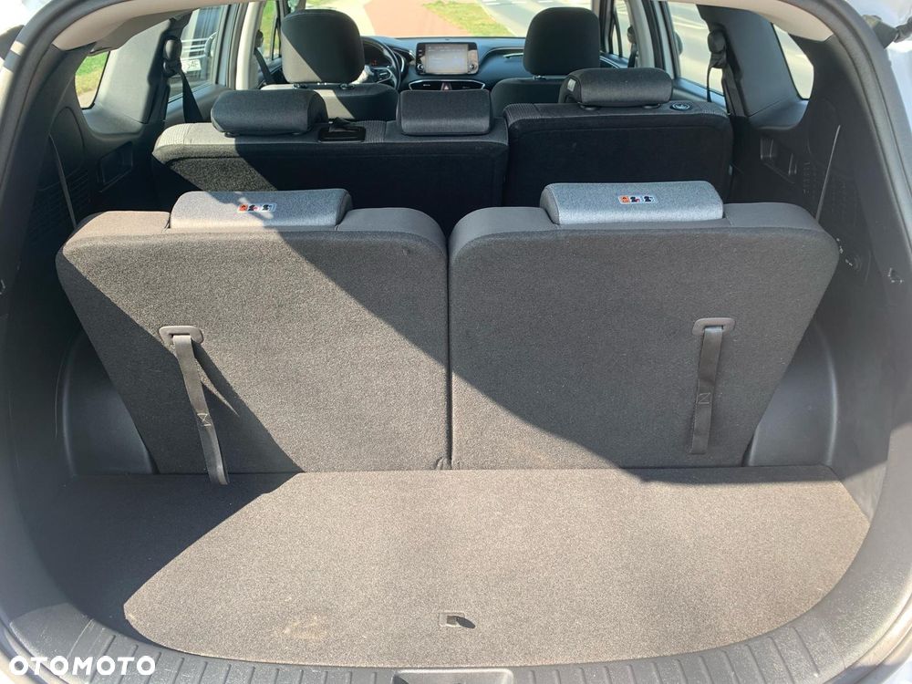 Hyundai Santa Fe ver-1-6-t--gdi-hev-executive - 38