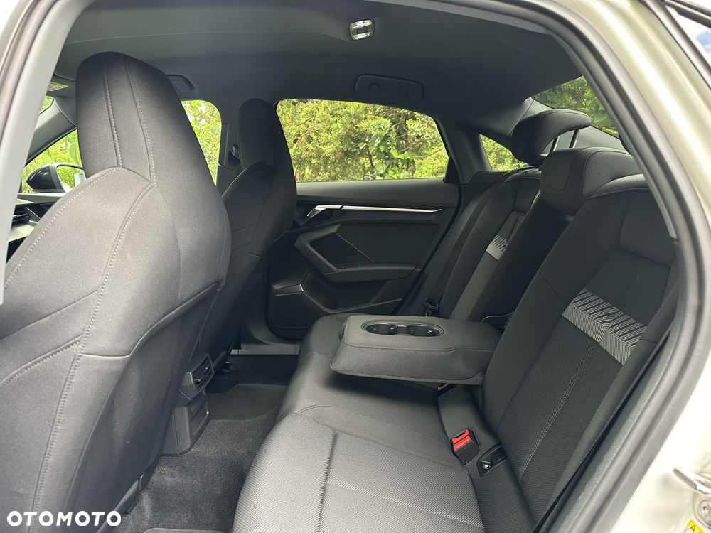 Audi A3 Limousine 35 TFSI mHEV S tronic - 10