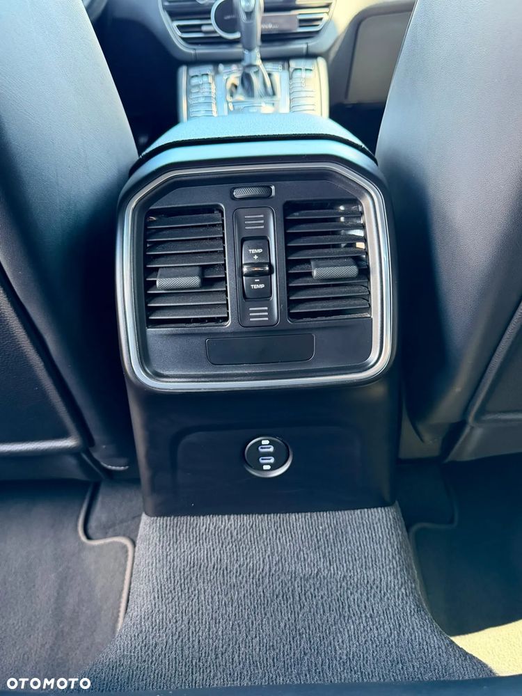 Porsche Macan Standard - 14