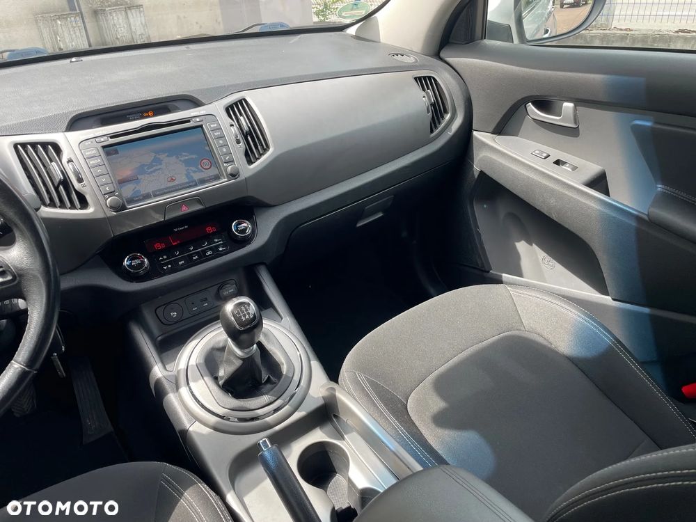 Kia Sportage 1.6 GDI L 2WD - 12