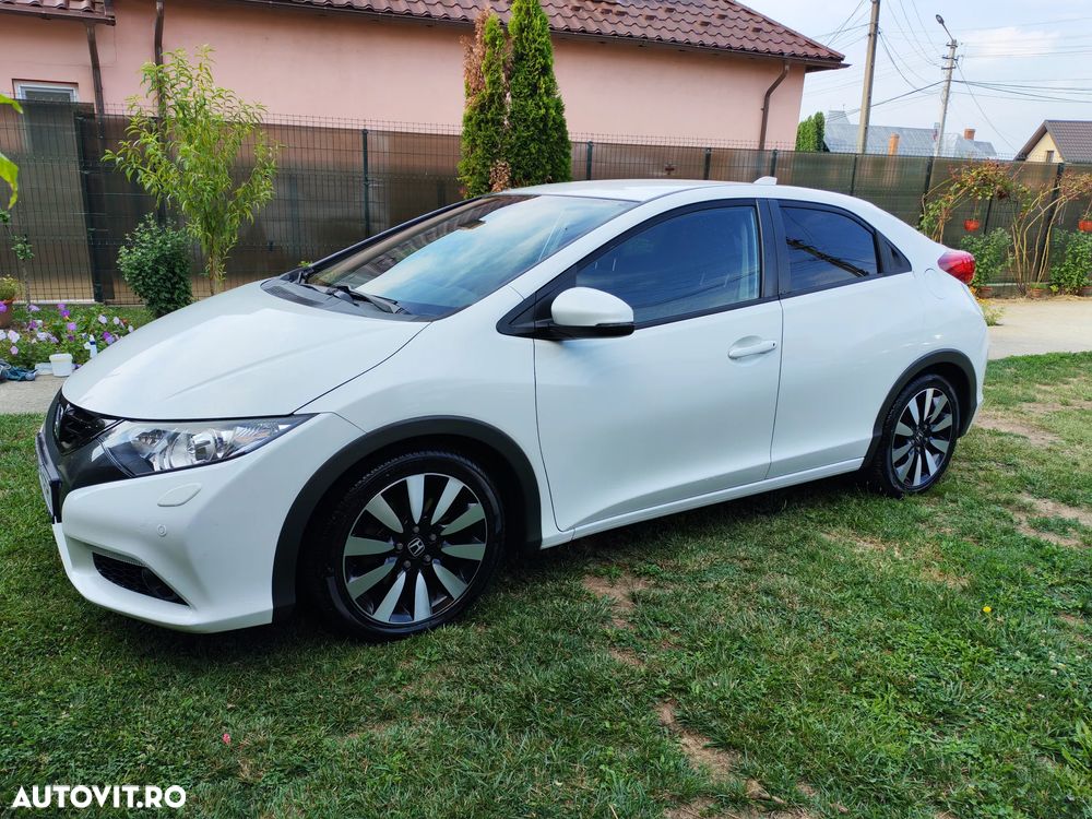 Honda Civic 1.6 i-DTEC Lifestyle Black Edition - 37