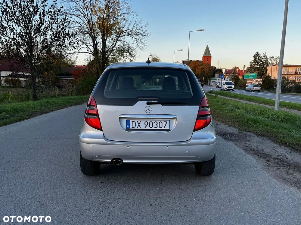 Mercedes-Benz Klasa A 180 CDI Autotronic Avantgarde - 17