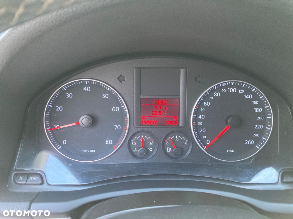 Volkswagen Golf 1.6 Comfortline - 8