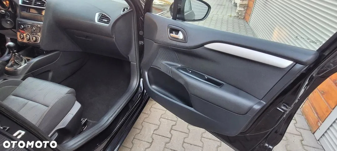Citroën C4 1.2 e-THP Exclusive - 22