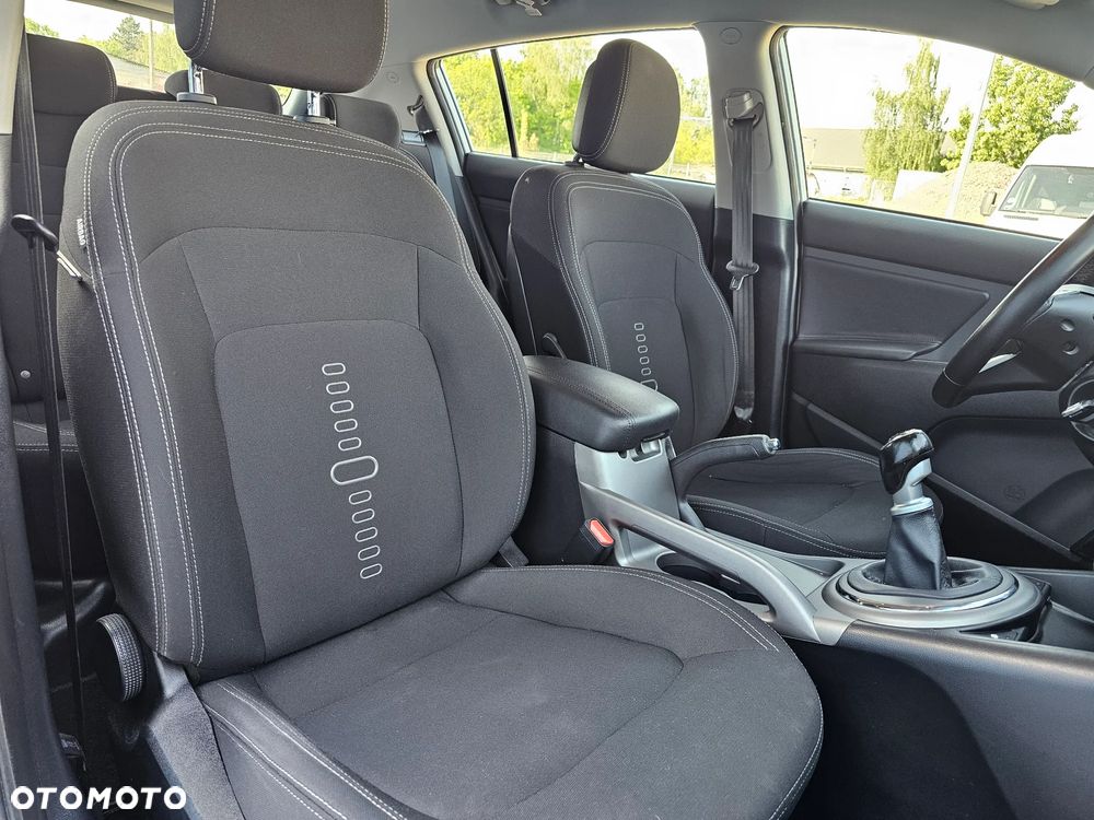 Kia Sportage - 16