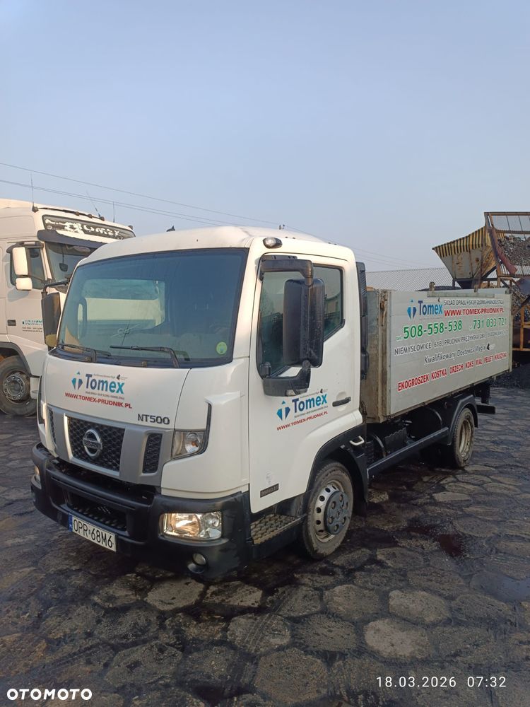 Nissan NT 500 - 1