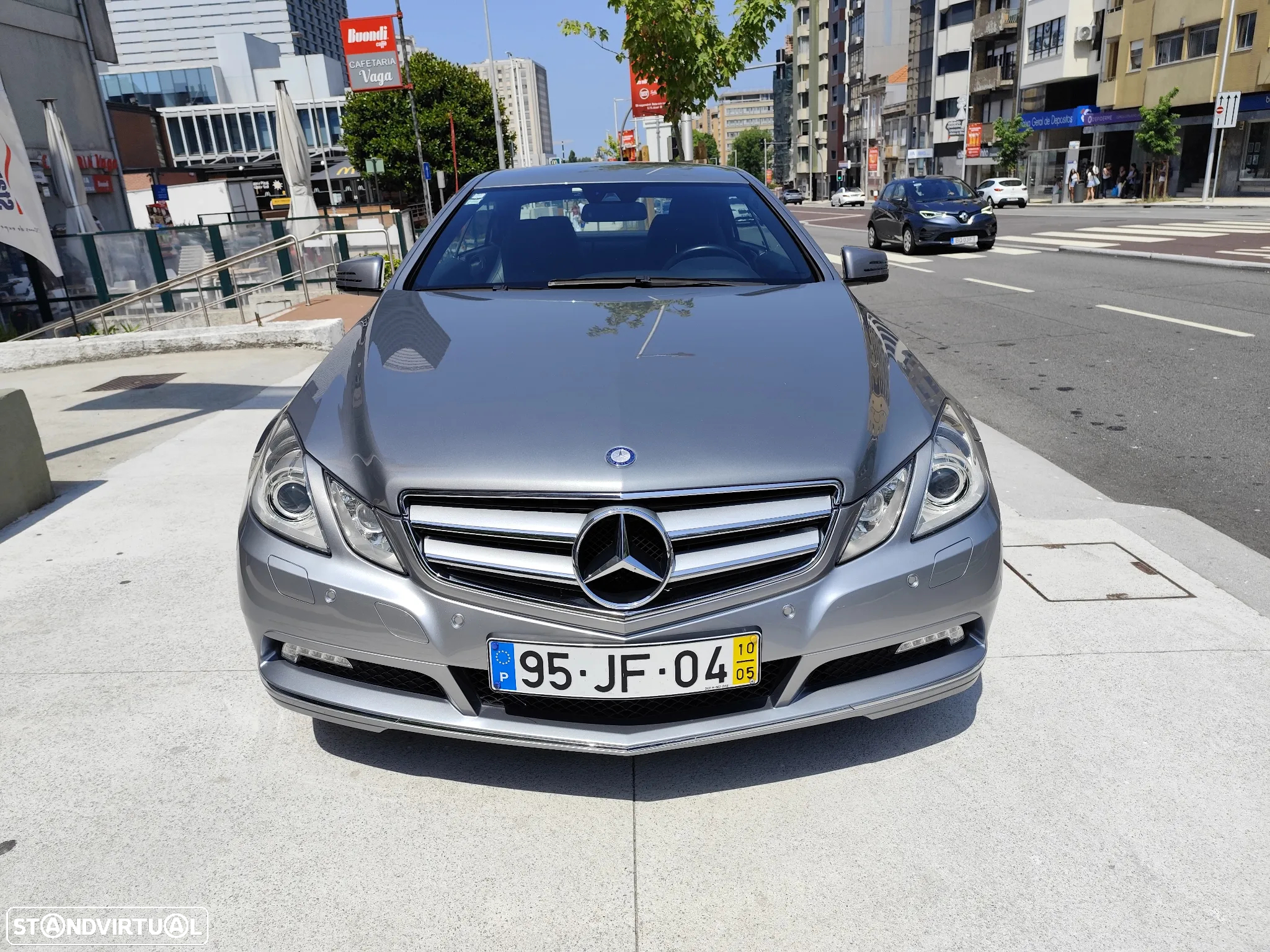 Mercedes-Benz E 350 CDi Avantgarde BlueEfficiency Auto - 3