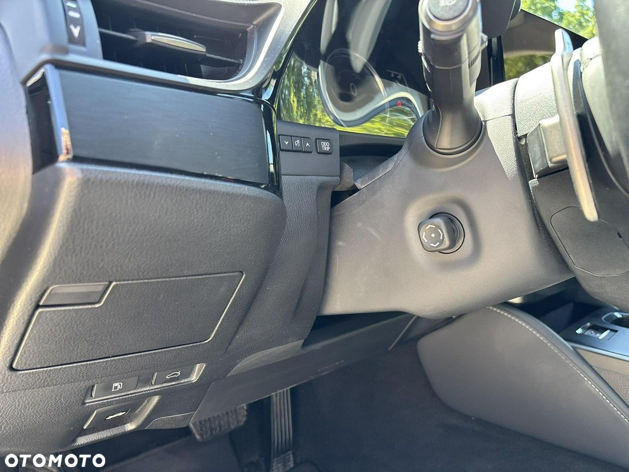 Lexus ES 300h Business Edition - 19