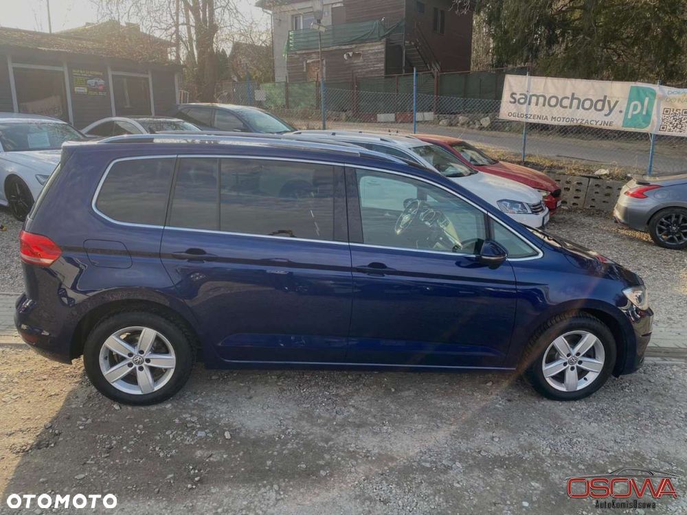 Volkswagen Touran - 15
