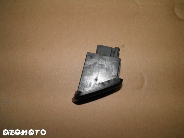 WŁĄCZNIK ŚWIATEŁ AWARYJNYCH AUDI A4 A5 8K1941509 - 3