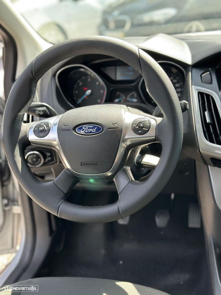 Ford Focus - 13