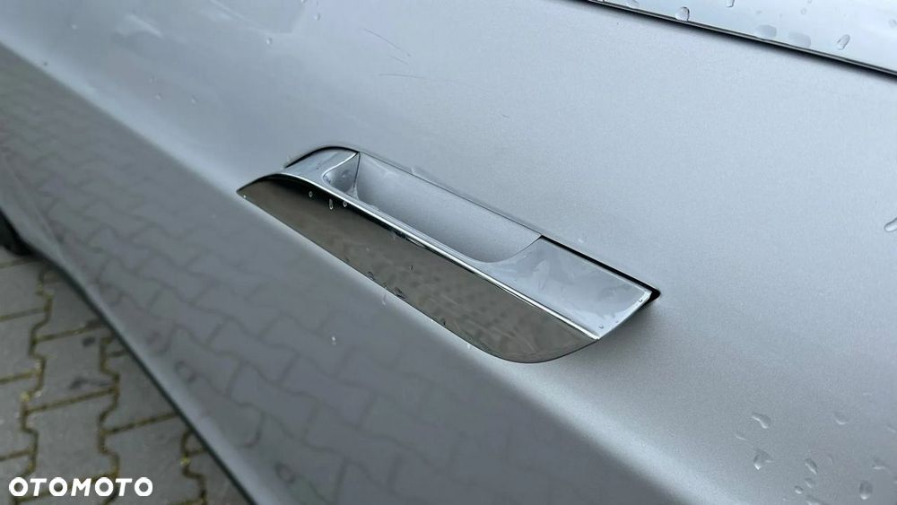Tesla Model S D - 16