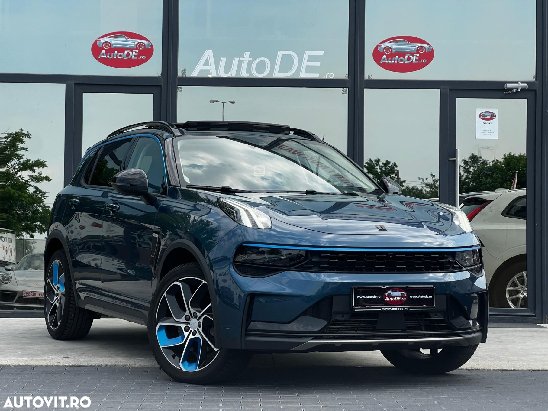 Lynk&Co 01 - 2