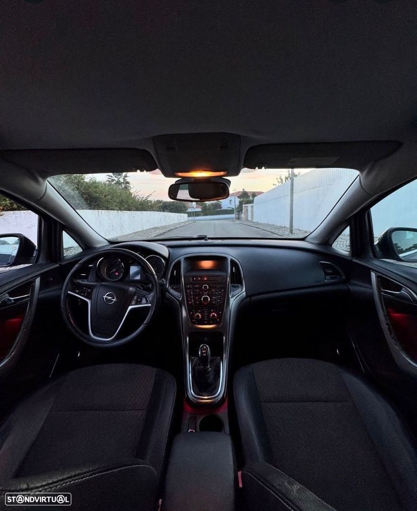 Opel Astra 1.7 CDTI Cosmo - 8