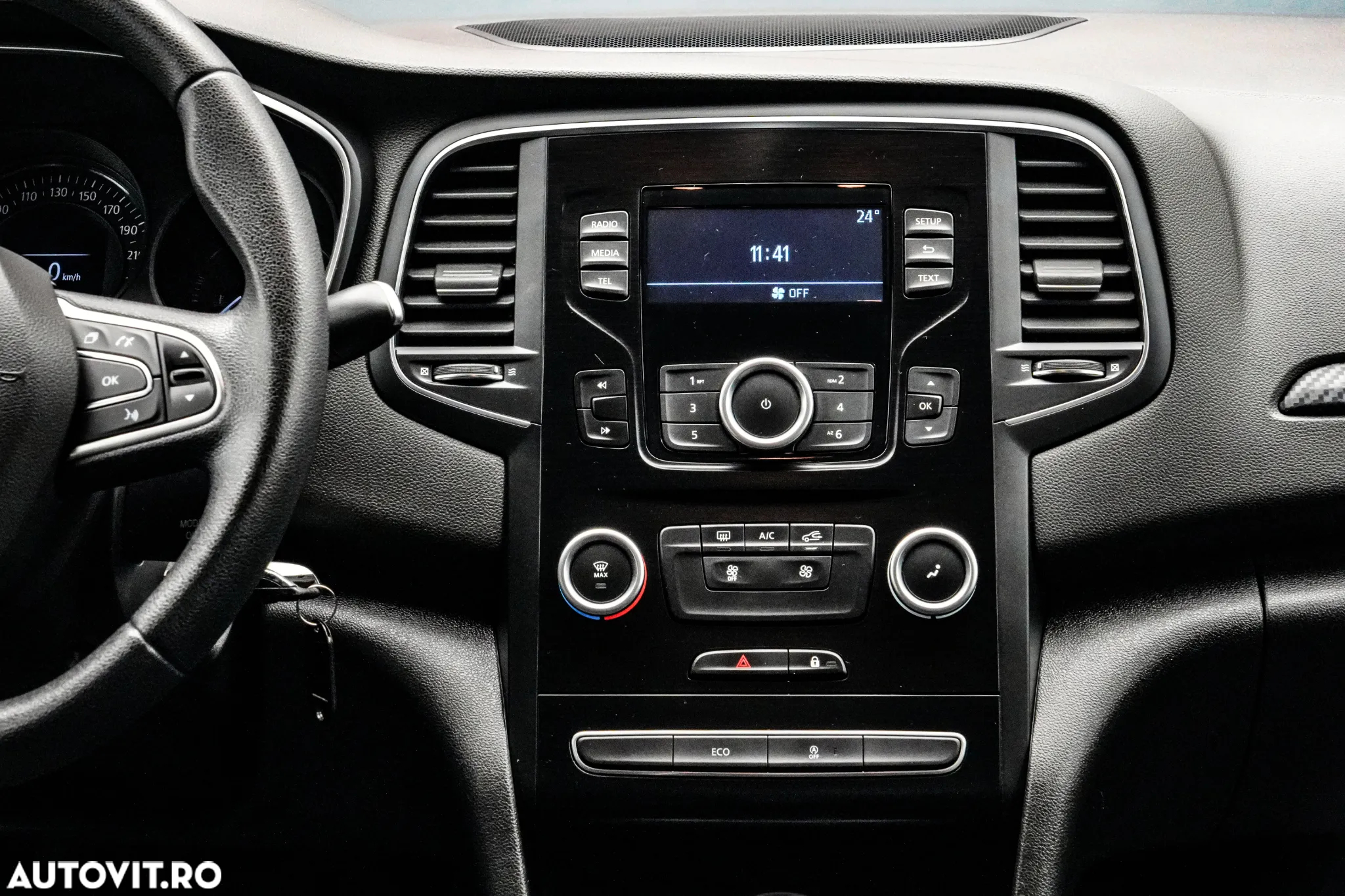 Renault Megane TCE GPF Life - 16