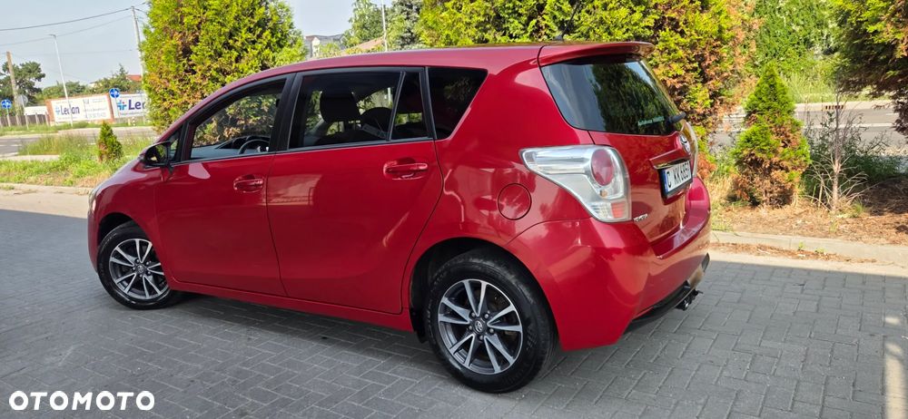 Toyota Verso 2.0 D-4D 5-Sitzer Executive - 10