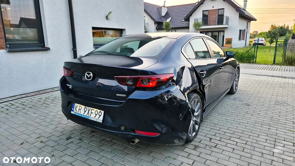 Mazda 3 - 8