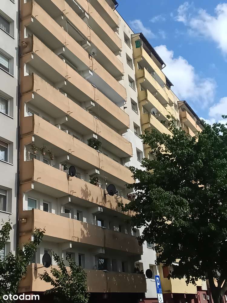 SZYBKO SPRZEDAM! 3-pokojowe mieszkanie z balkonem w Gliwicach