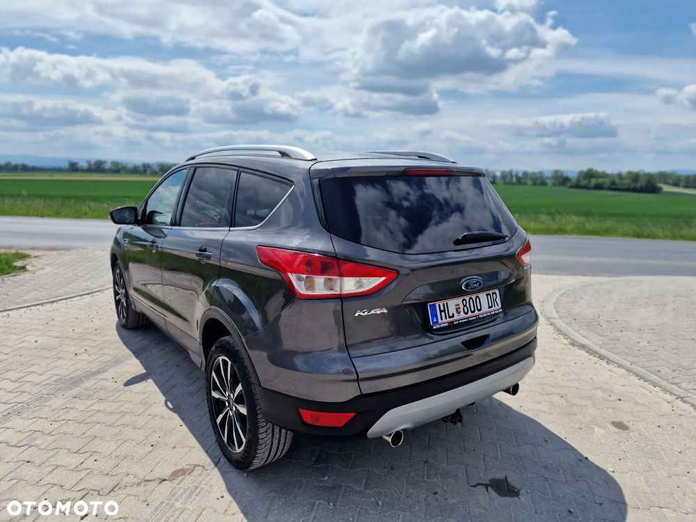 Ford Kuga 2.0 TDCi 4x4 Titanium - 12