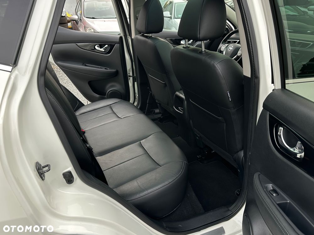 Nissan Qashqai 1.5 dCi Tekna EU6 - 23
