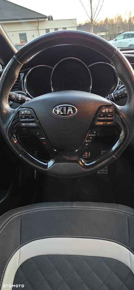 Kia Ceed 1.6 CRDi 136 ISG GT Line - 20
