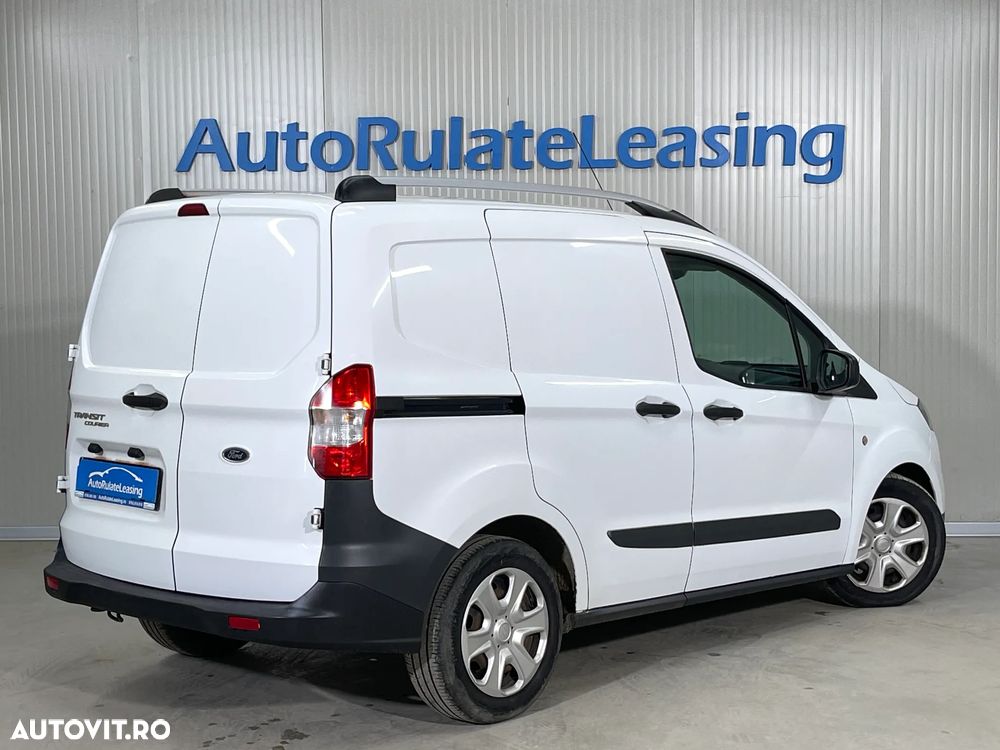 Ford Transit Courier - 3