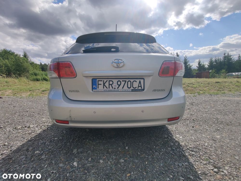 Toyota Avensis 2.0 D-4D Sol plus - 10