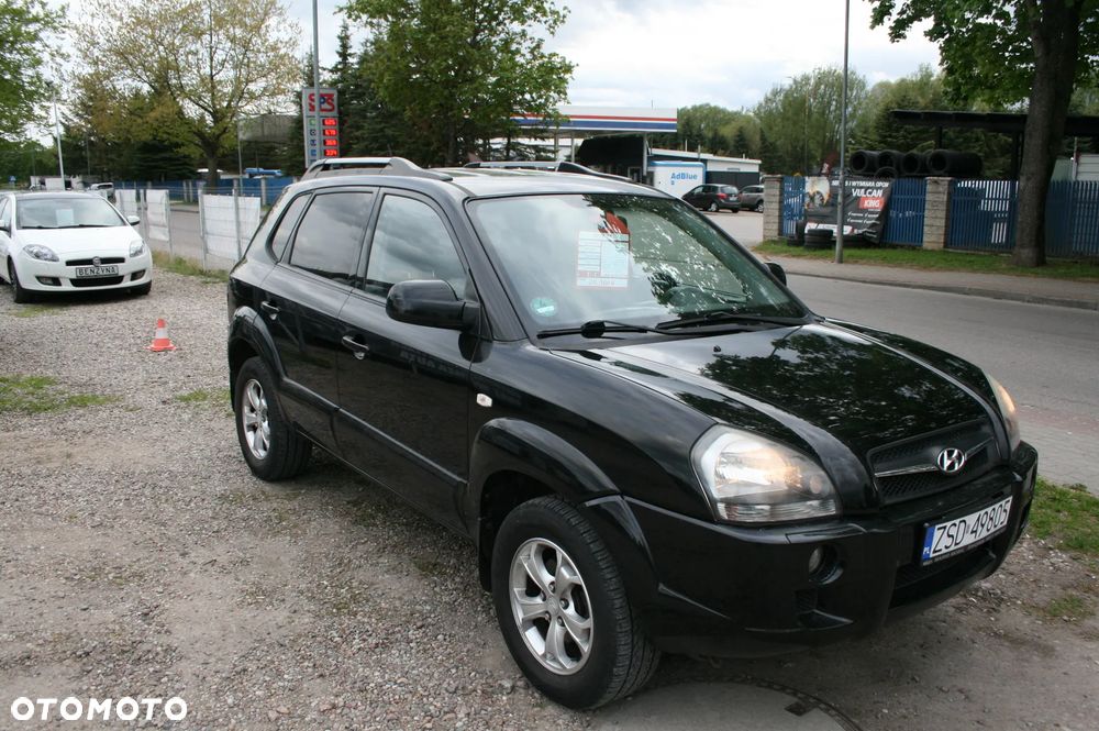 Hyundai Tucson 2.0 Comfort 2WD - 3