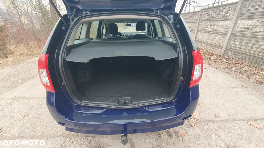 Dacia Logan 1.2 16V 75 Laureate - 9