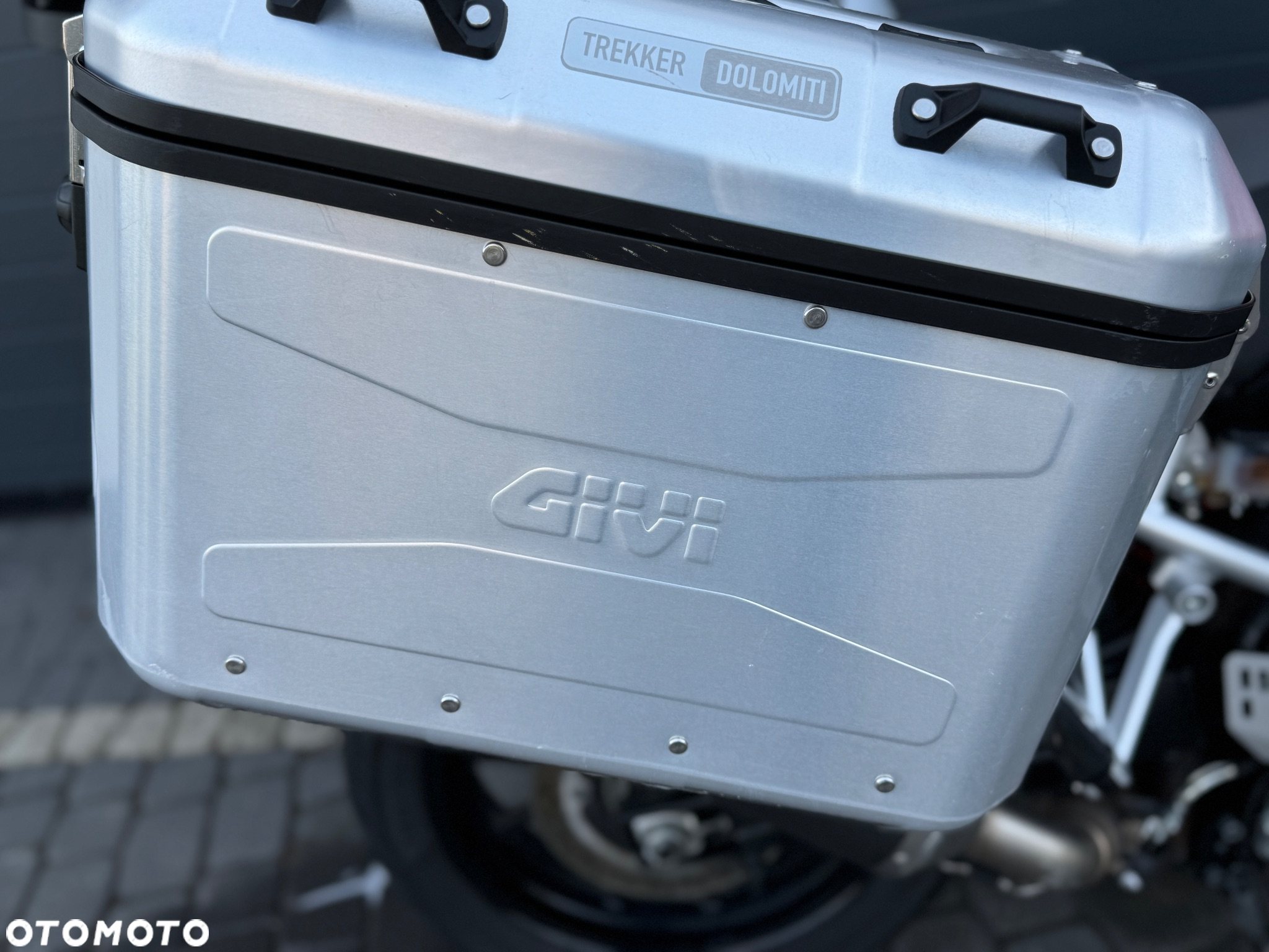 Suzuki V-STROM - 17