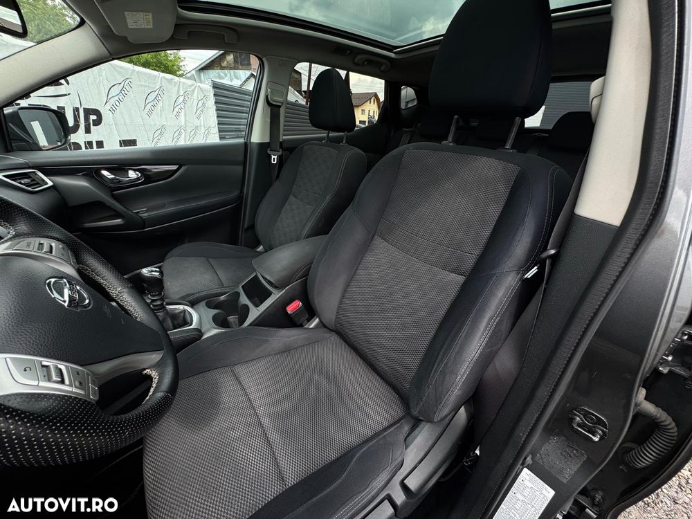 Nissan Qashqai 1.6 DCI ALL-MODE 4x4i N-Connecta - 17