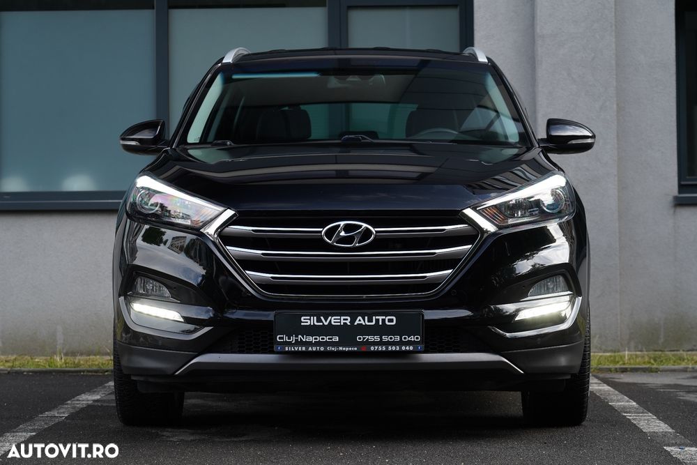 Hyundai Tucson 2.0 CRDI 4WD Automatik Premium - 23