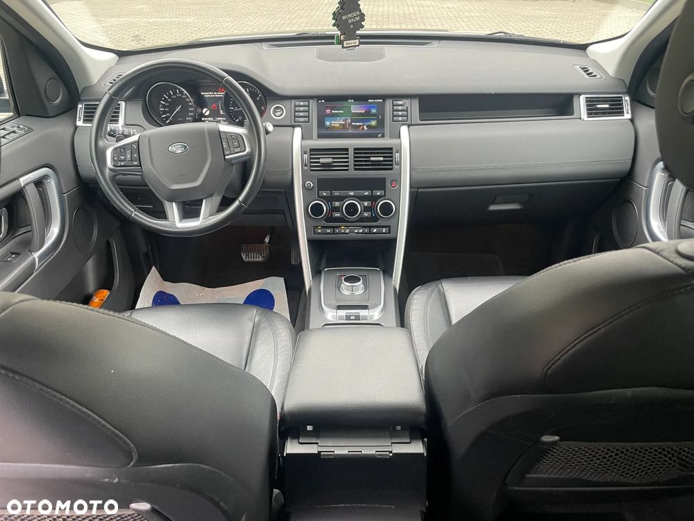 Land Rover Discovery Sport - 10