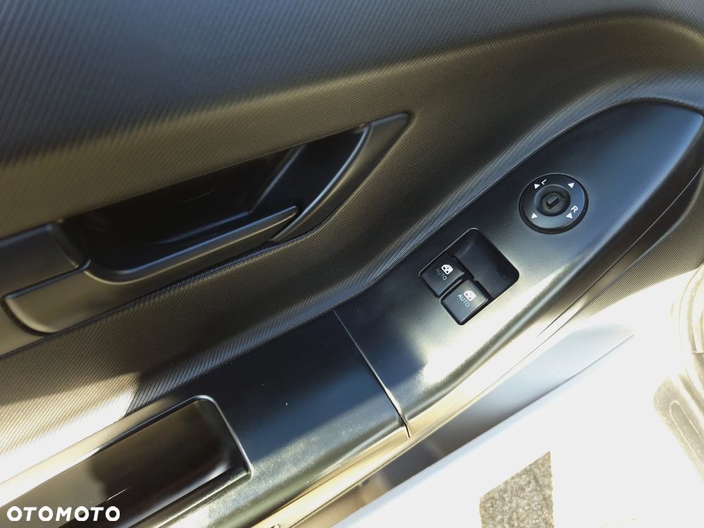 Kia ProCeed 1.6 CVVT LX - 25