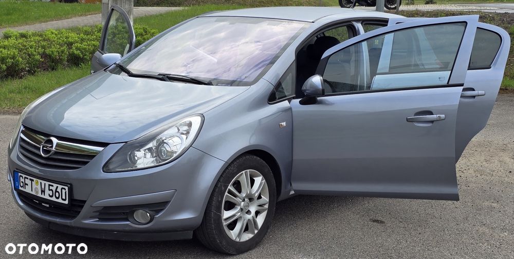 Opel Corsa 1.4 16V Edition - 2
