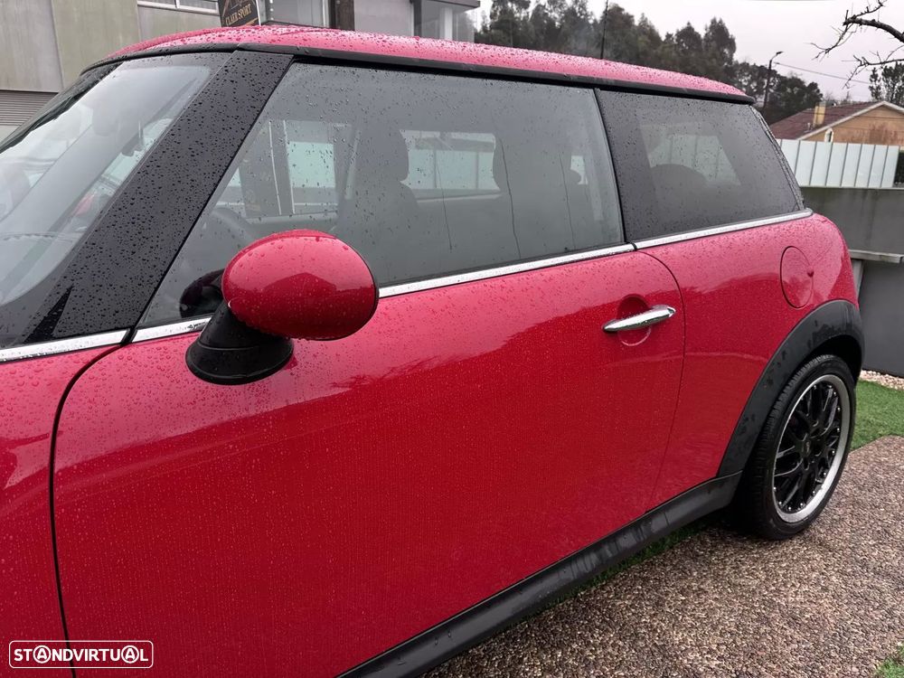 MINI 3 Portas One 1.4 - 18