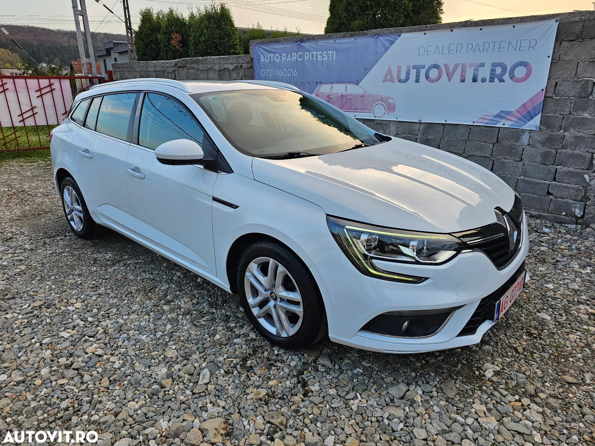 Renault Megane - 1